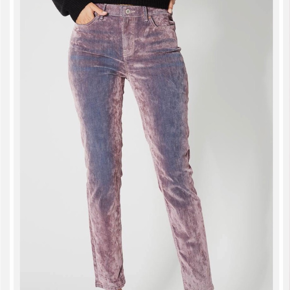 💥NWT💥 GUESS Women's Skinny 1981 High Rise Premium Jeans in Bormio Pink Sz.31